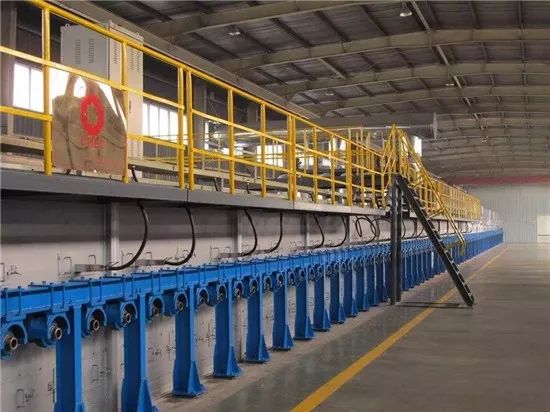 浮法线锡槽内玻璃上表面掉落物预防措施