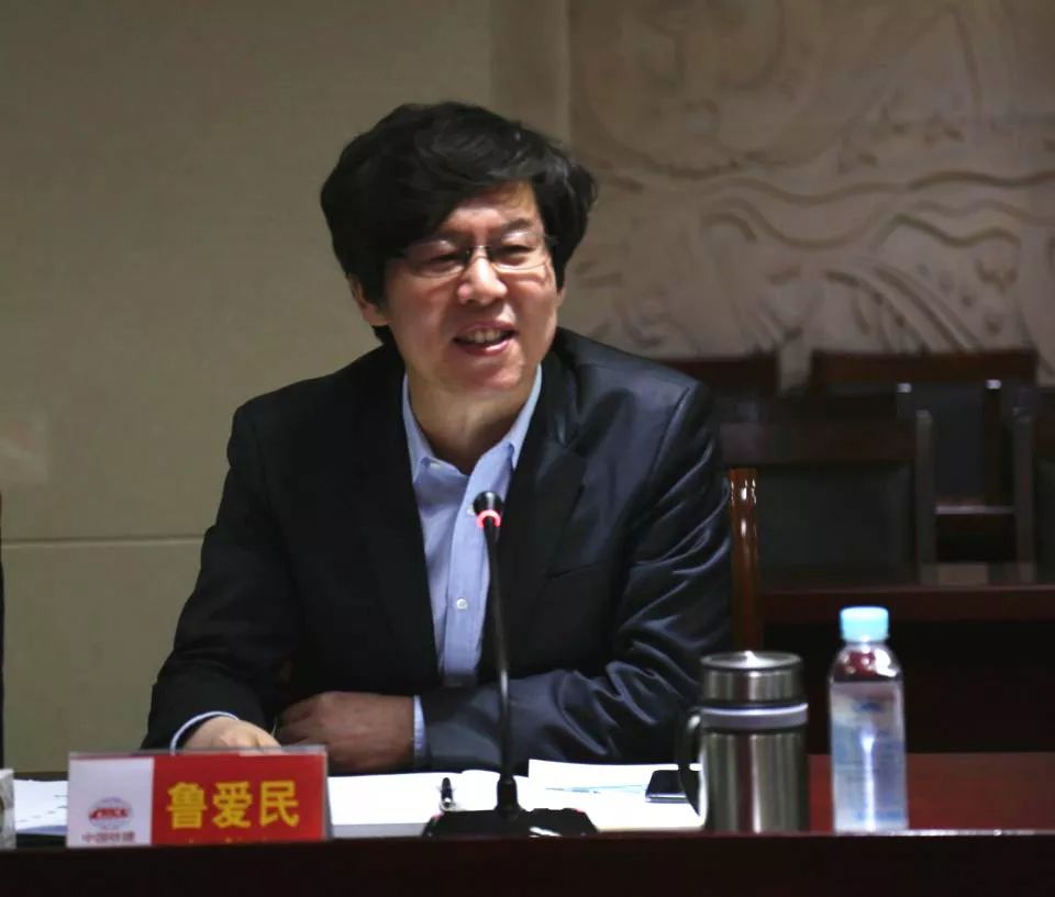 苏州市相城区政府国资办主任金国强一行到铁正公司参观学习