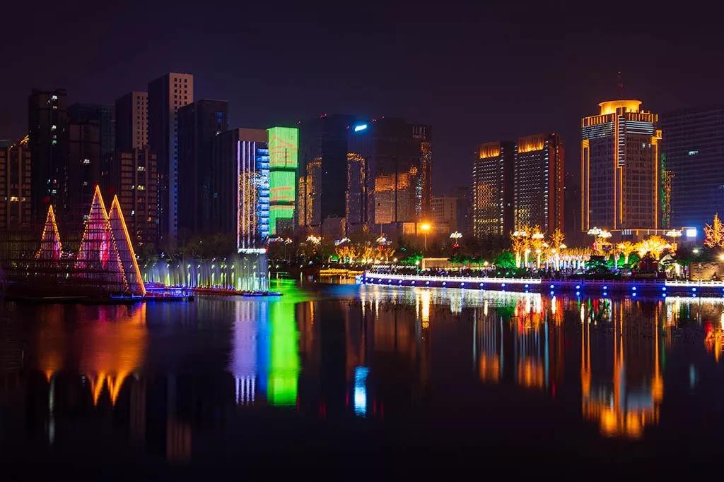 临沂的夜色,你被美到了吗?