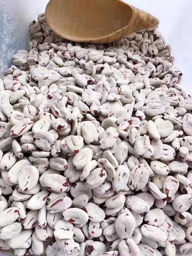 永城市特产众多:永城的面粉,面条,皇沟御酒,酂城的糟鱼,卧龙的粉皮