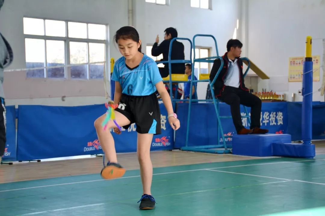 白杜小学代表队在浙江省第七届毽球锦标赛中争金夺银获铜