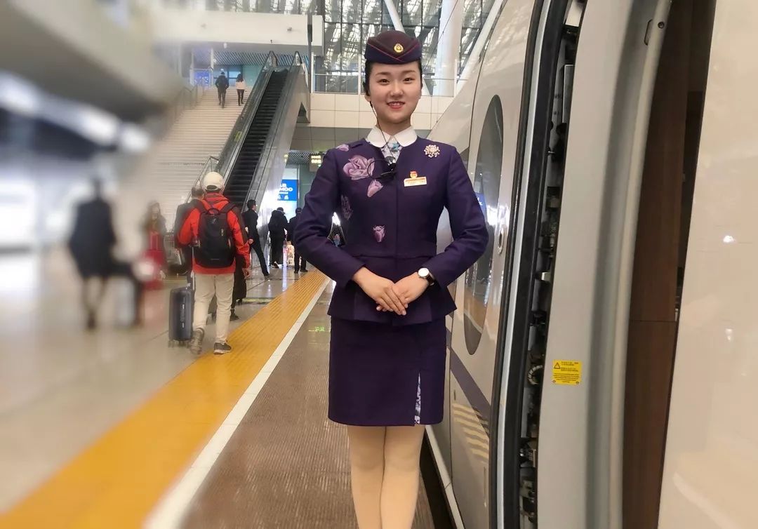 赞乘务员收到感谢信原来是因为