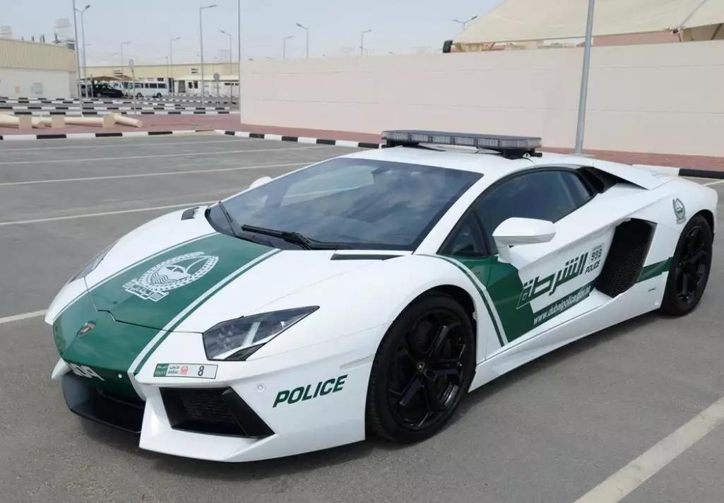 迪拜警车 壁纸图片