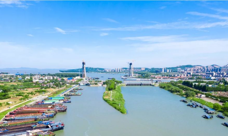 合裕线航道跨合肥,芜湖,马鞍山三个地级市,涉及巢湖一市,瑶海,包河