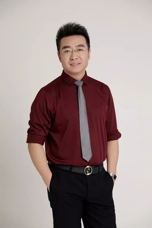 美丽风暴靠运气当不了男神凭实力说话你就是最靓的仔经济生活频道李乐