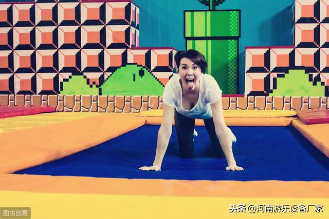 蹦床设备厂家抖音网红蹦床公园加盟成热门创业投资项目
