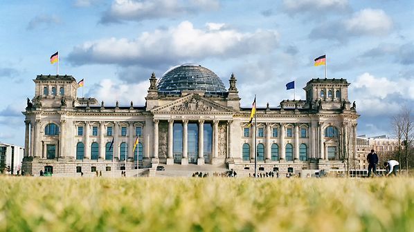德国联邦议院演出的台独剧被德国外交部喊了卡