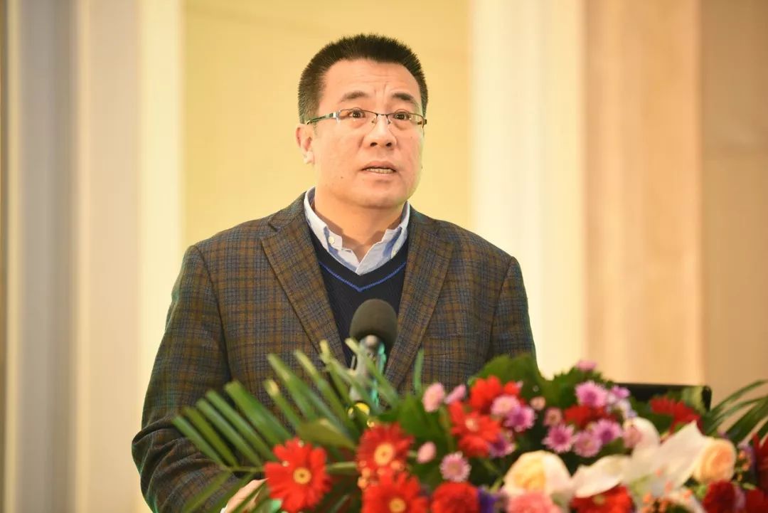 国家卫生健康委基层卫生健康司副司长高光明,中国医师协会会长张雁灵