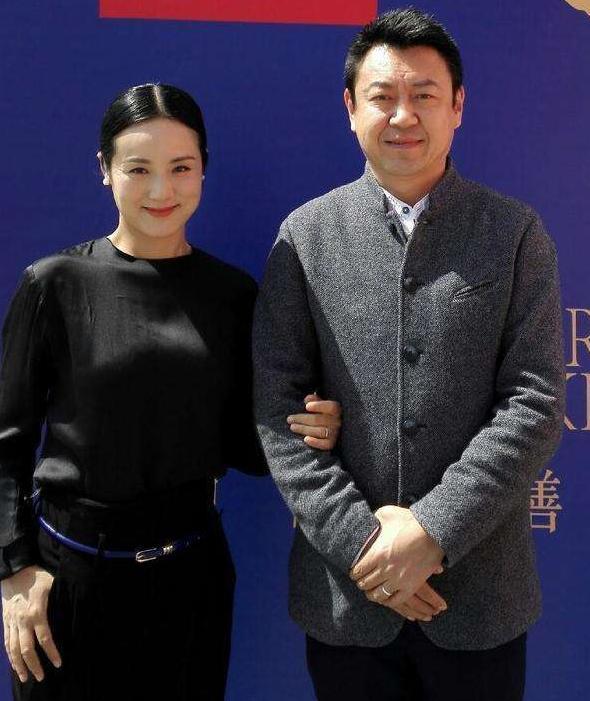 李肃的央视主持人老婆图片