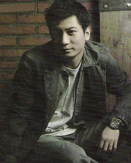 《庆余年》"王启年":汤唯前男友,年轻时帅的一脸_田雨