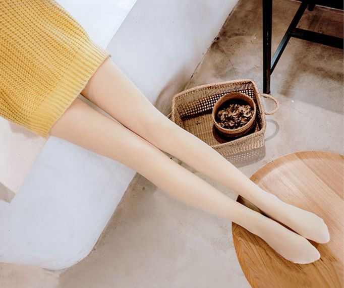 穿上这条滴水不进的光腿袜,抗寒-10℃,显瘦10斤,一秒变腿精!