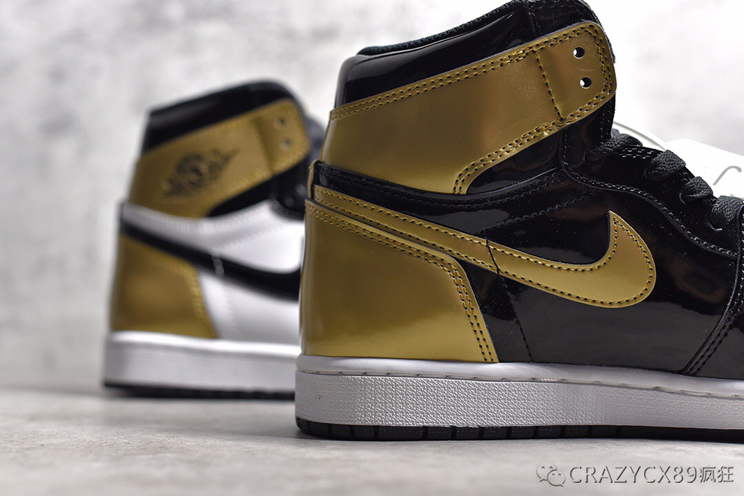 aj球鞋黑金腳趾airjordan1retrohighgoldtoe細節比對