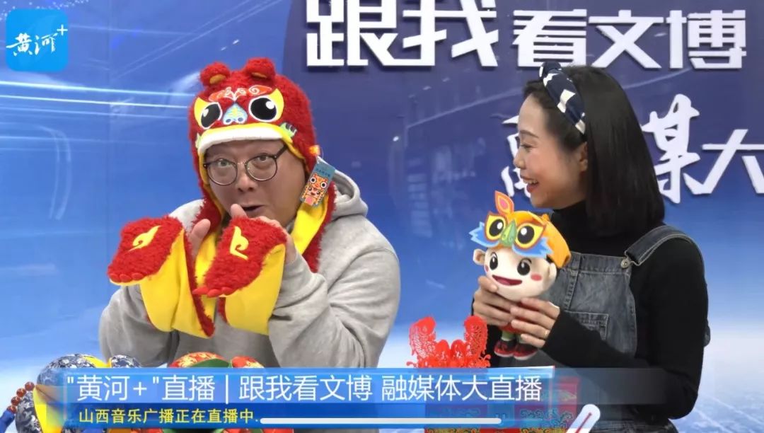 940电波兄妹变身带货主播到最后还是输给了表情包