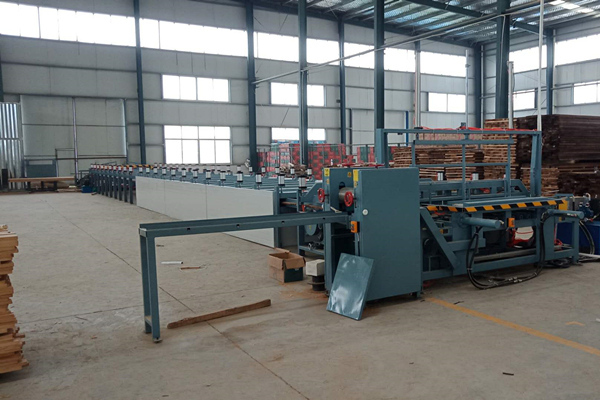 集成材自动化拼板设备全自动拼板机