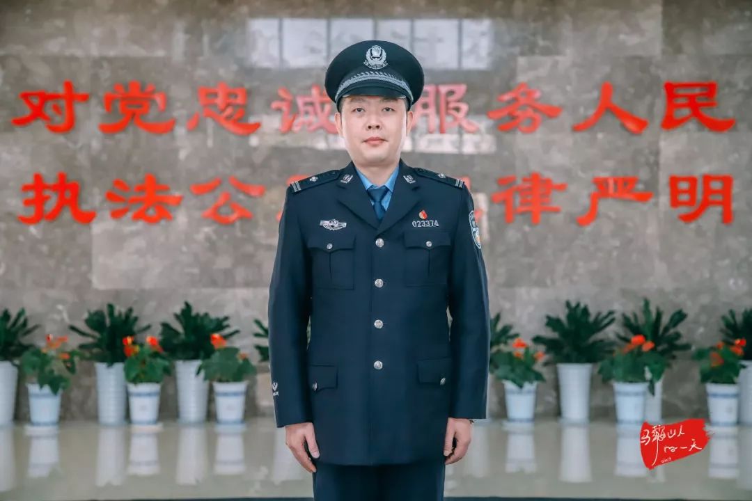 实访真实版法医秦明马鞍山这位法医从业14年解剖400余具尸体还原真相