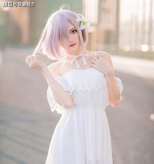 腐团儿cos灌篮高手中赤木晴子,成为了众多宅男心中的初恋女神