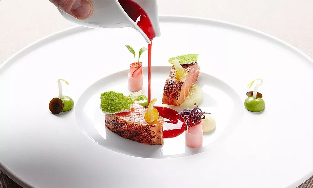 中国先锋美食 分子创意菜发源地腾讯视频点击率400多 万人,新浪博客