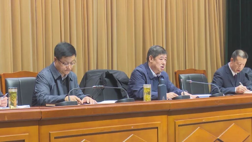 华亭市召开脱贫攻坚领导小组2019年第8次会议暨中央脱