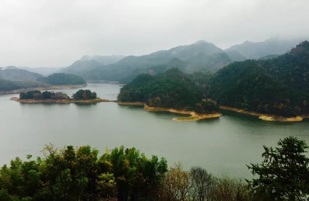 門溪水庫安山村穿巖十九峰下巖貝村梅渚村小黃山天姥山萬馬渡黃澤江