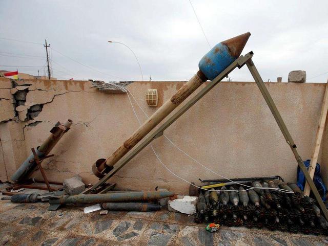 铁穹系统寡不敌众,被土制火箭弹突破,以色列被迫疏散几十万人