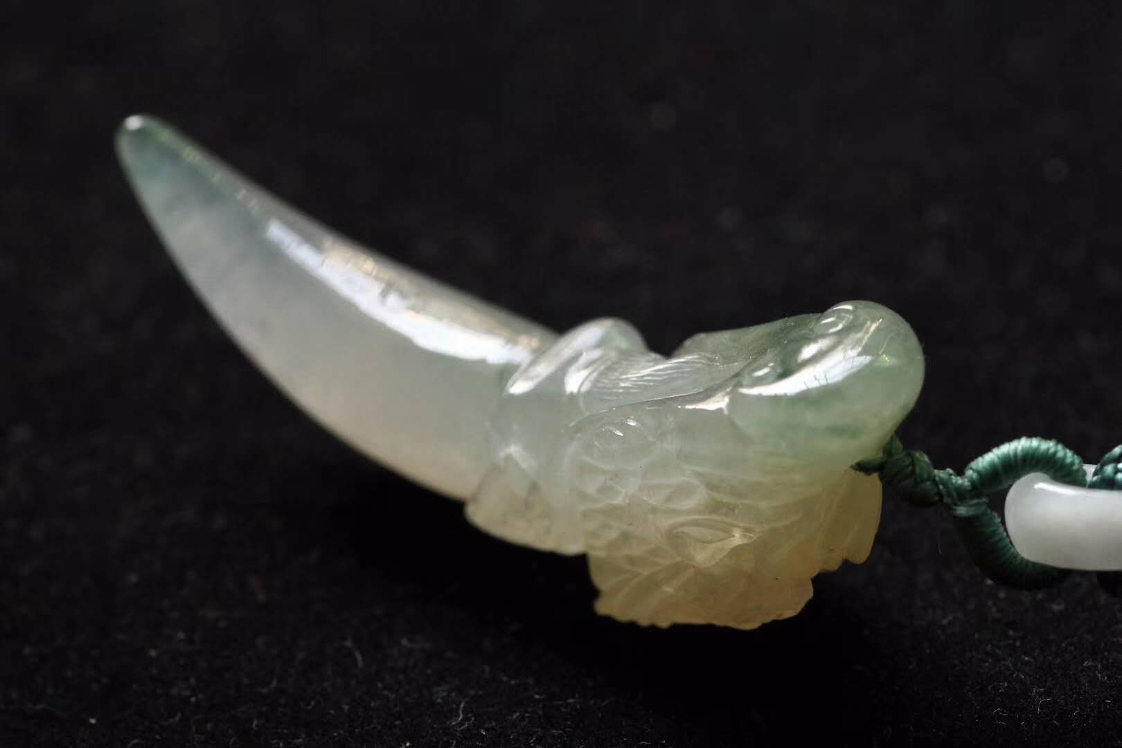 翡翠龙牙---有龙有牙,招财纳福