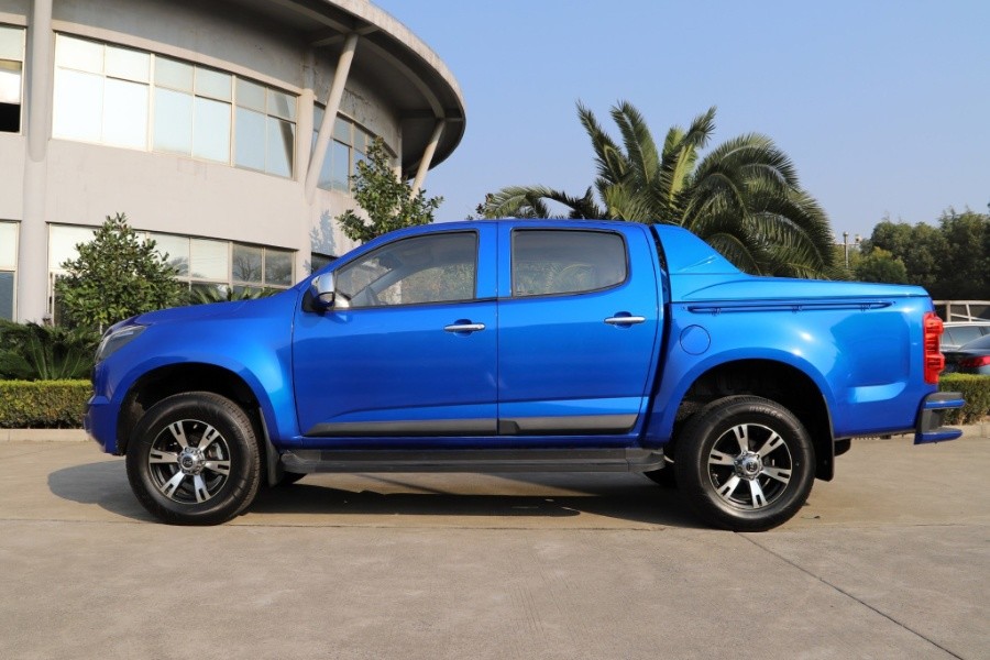 38-11.98万元!一汽凌河雷神皮卡上市