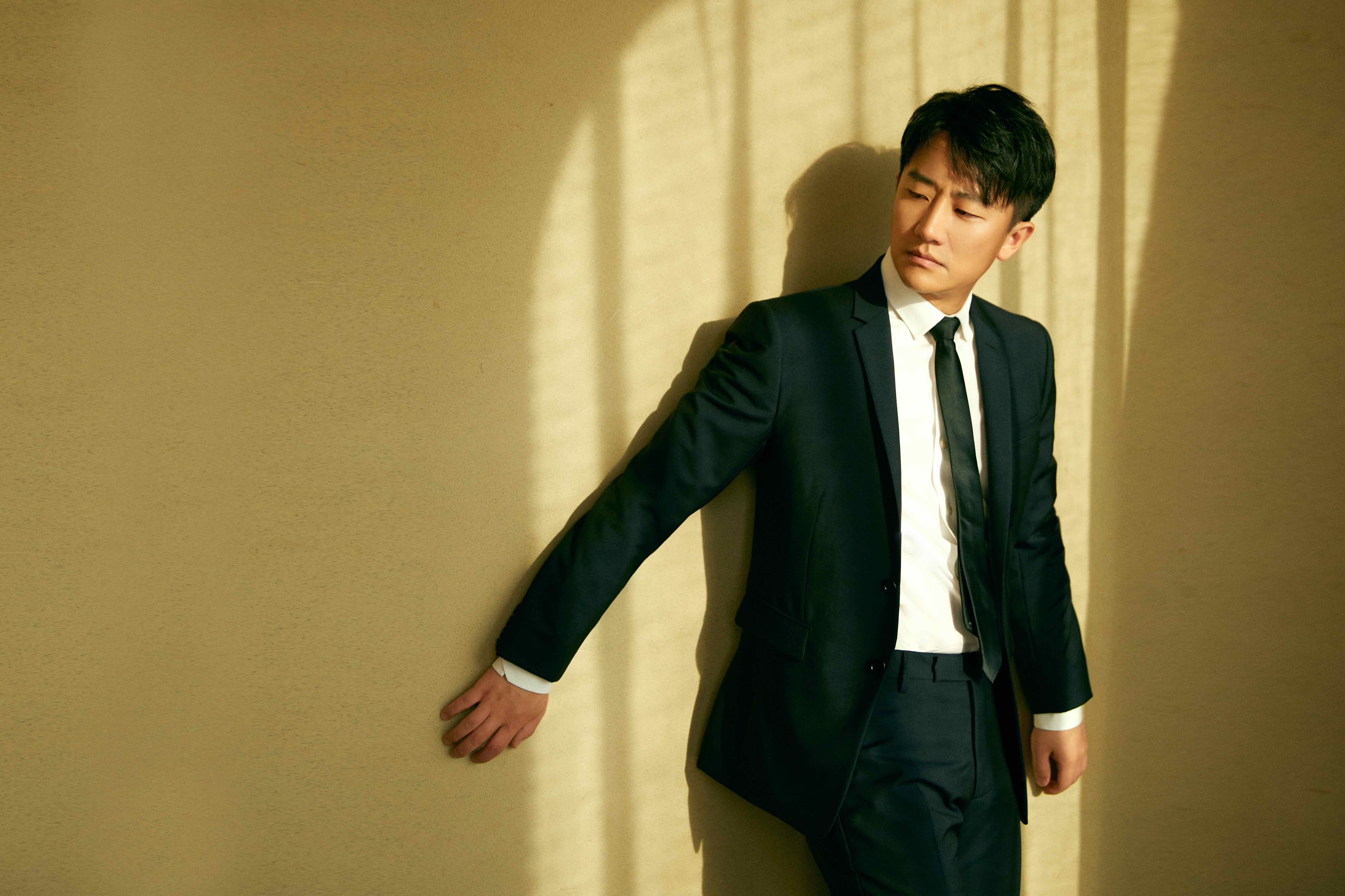 黄轩亮相只有芸知道上海发布会