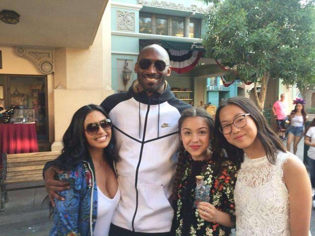 科比大女儿身材高挑颜值爆表再看看艾弗森女儿长相太美了