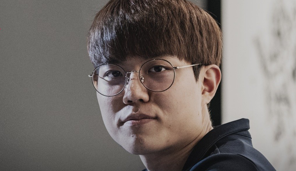 原创韩服竞争激烈!cuzz与dopa争rank王,左手也不甘示弱