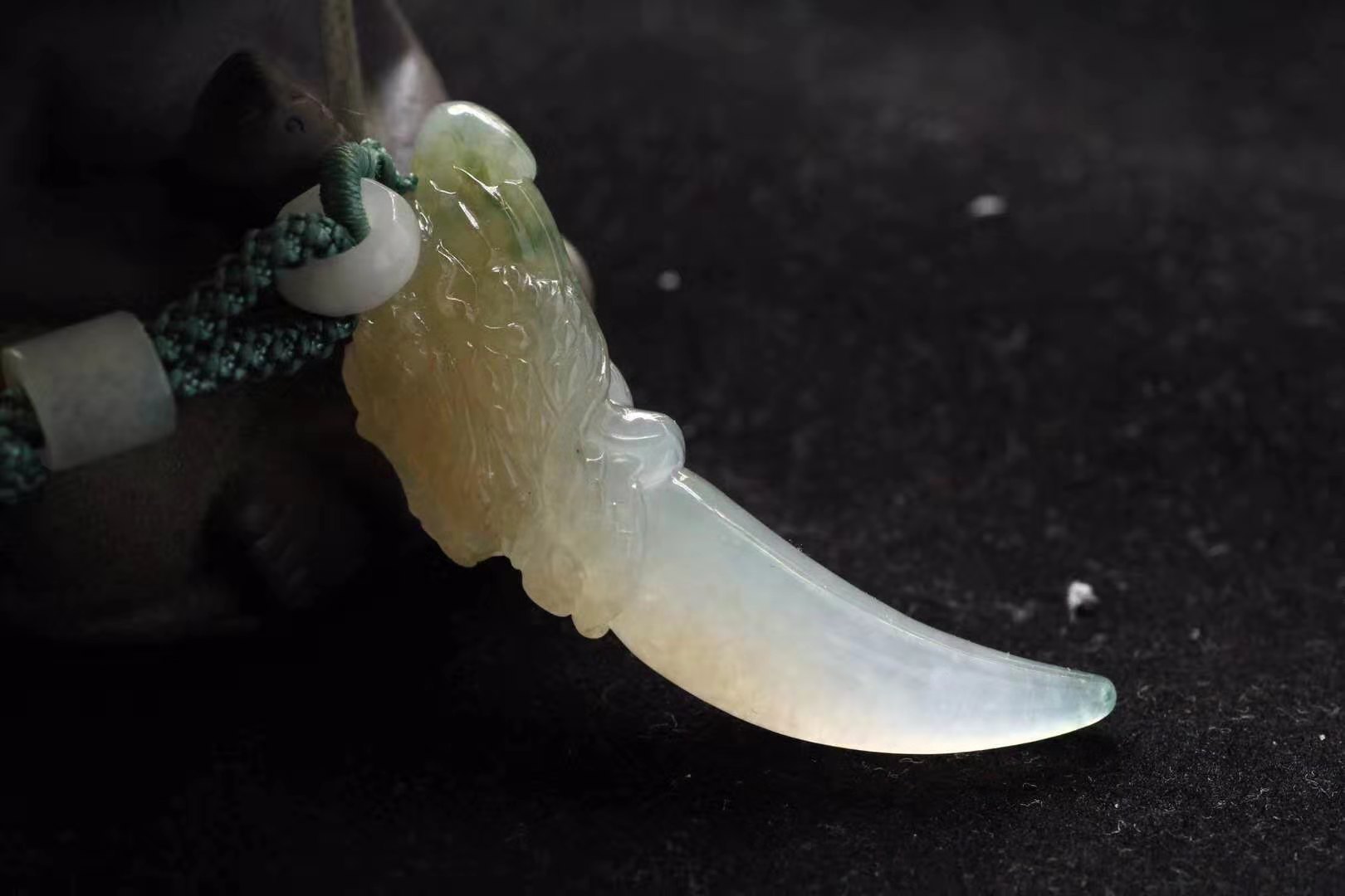 翡翠龙牙---有龙有牙,招财纳福