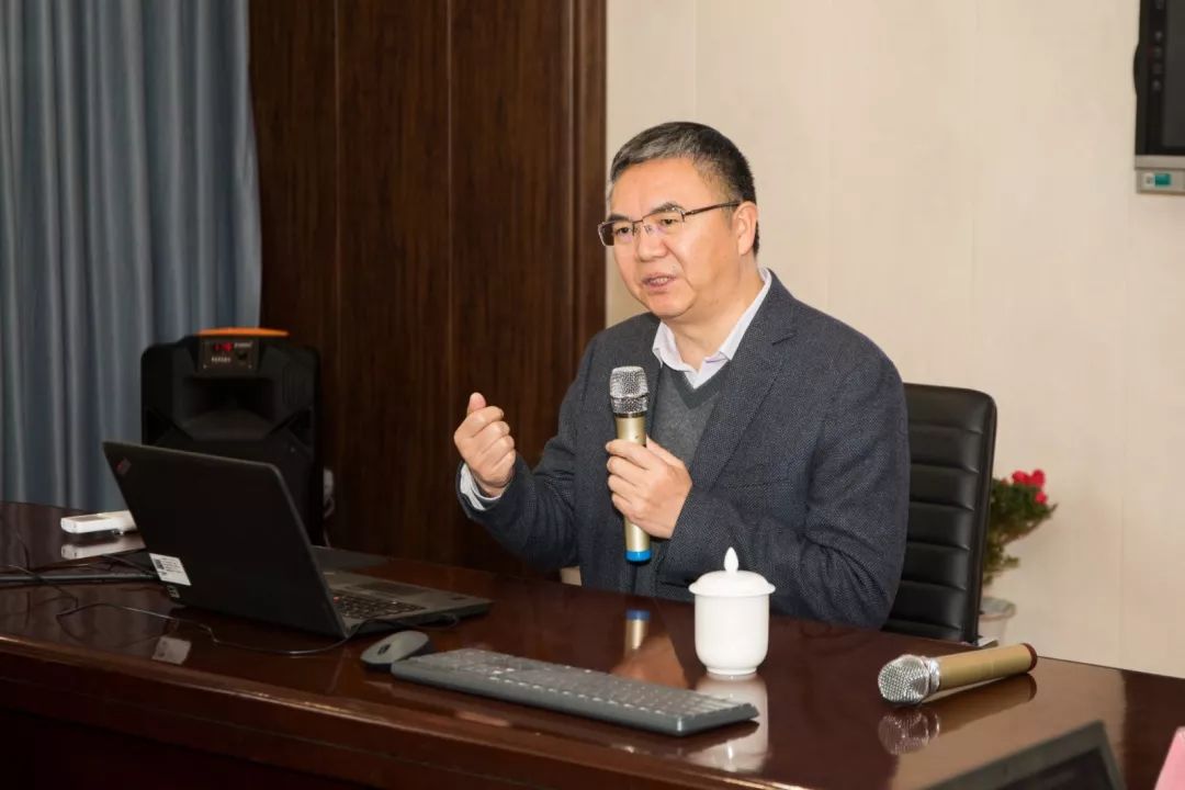优化教学方式培育核心素养富阳区第三届富春情教育梦学术节初中校长