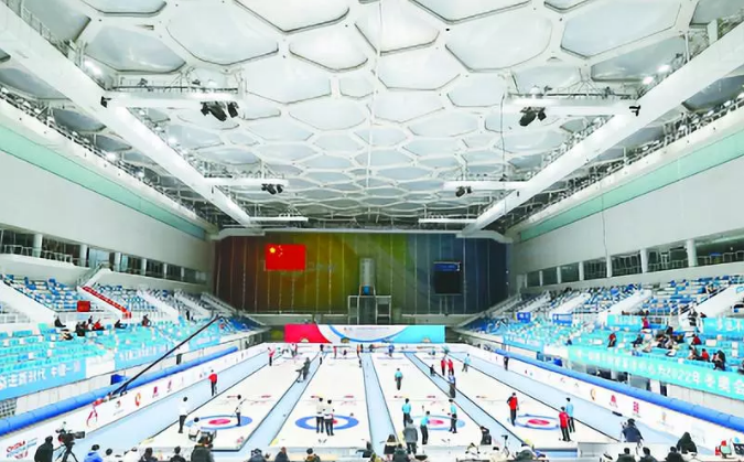 水立方变身冰立方 奥运标准助冰壶赛圆满收官_比赛