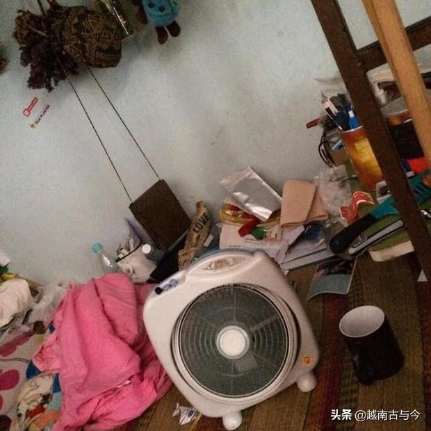 越南網友吐糟美女同學在外光鮮亮麗居住的宿舍髒的像豬窩一樣