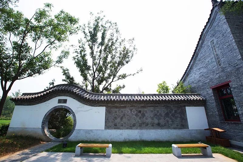 古建筑园林空间隔断的艺术洞门