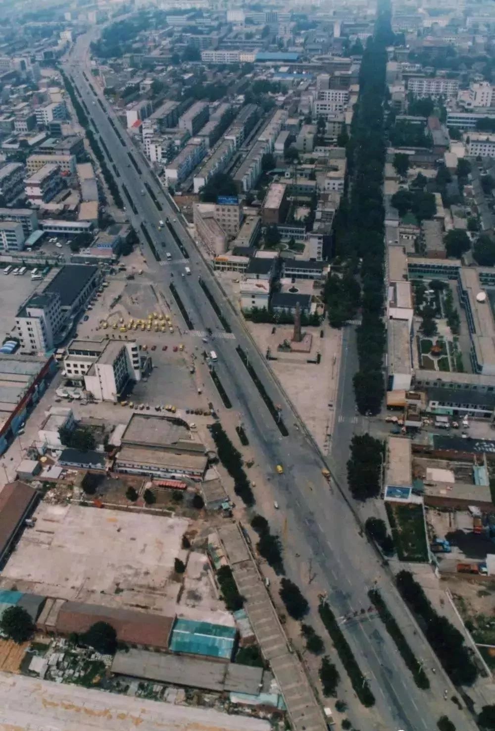 朋友圈热传的航拍济源老照片原来是这样来的