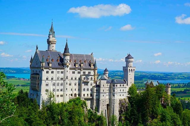 欧洲十大最美城堡,去过一个,这一生都不虚此行