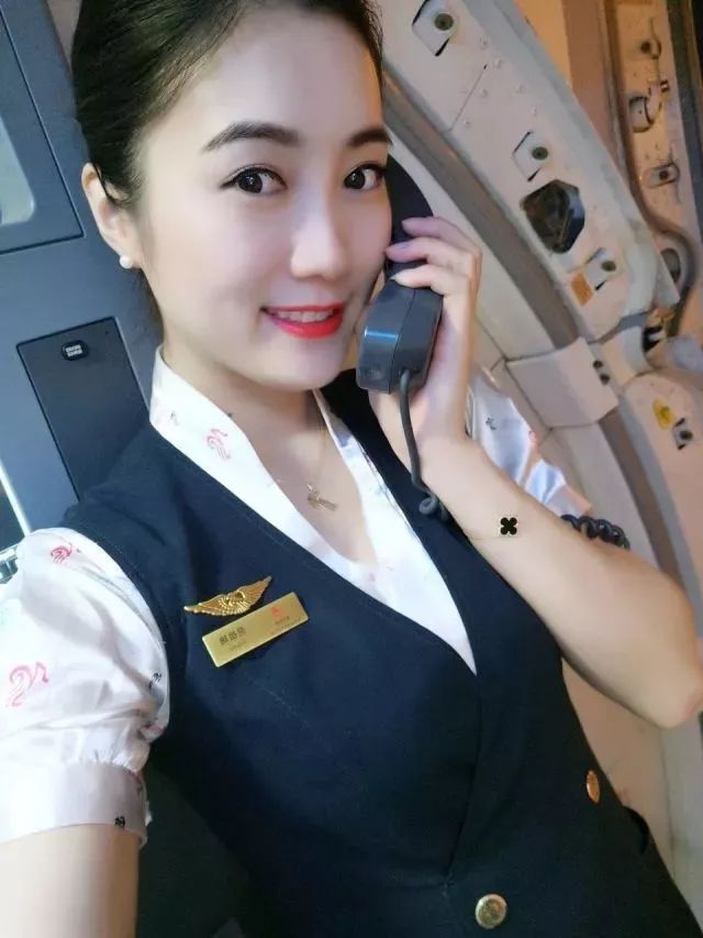 在西航启梦西航圆梦蓝天西航精品专业空中乘务专业全解析