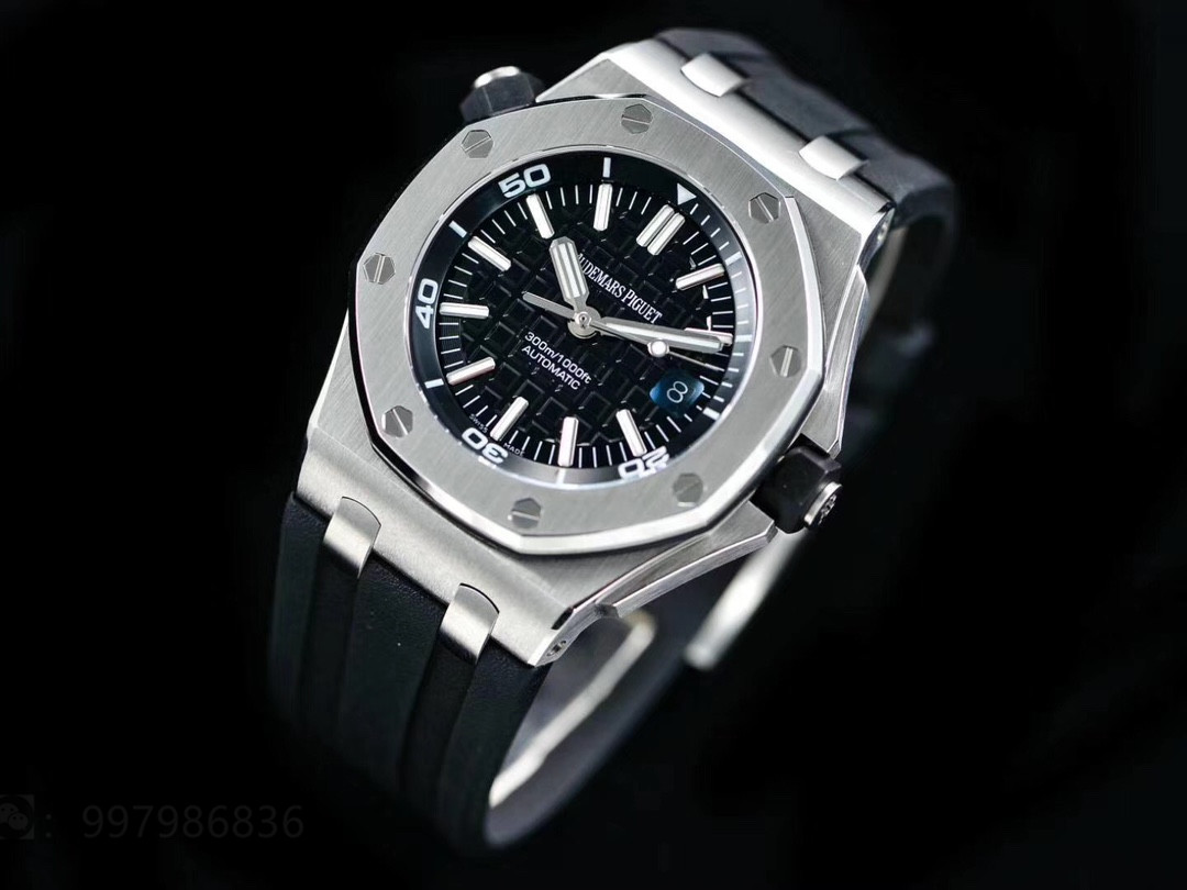 忠一表业阳刚帅气n爱彼皇家橡树离岸型ap15710你会不心动