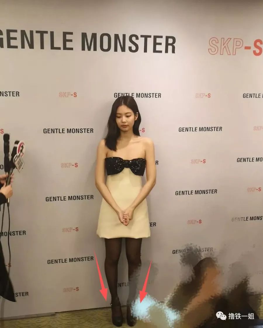 原创终于找到jennie只用上半身营业的原因了,生图看腿也太虐了!