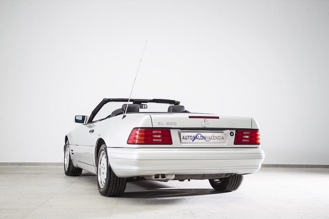 1997款奔驰sl500!5.0升v8引擎,百公里加速6.5秒