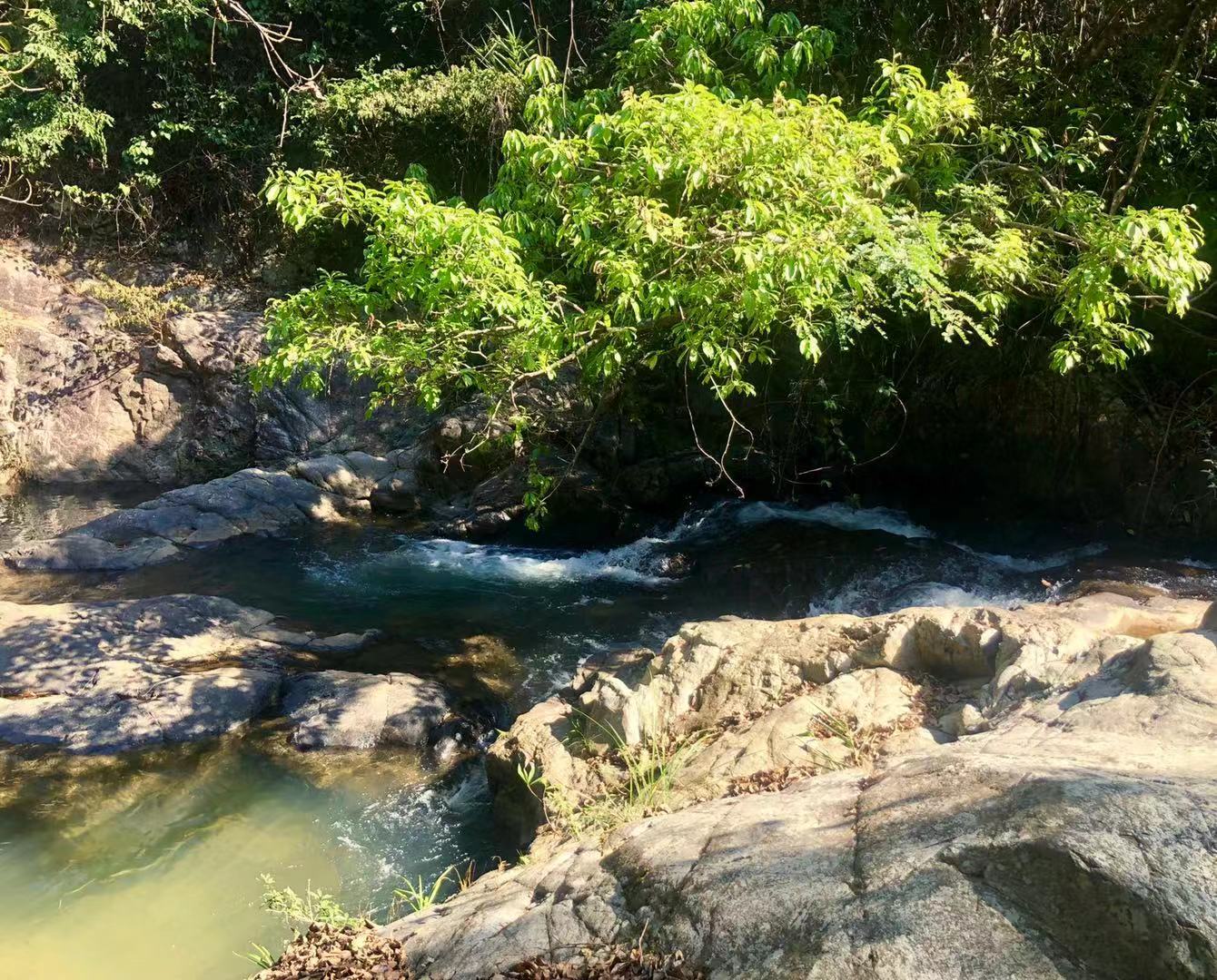 石河奇观 作者:三阳 编辑:高斌宇