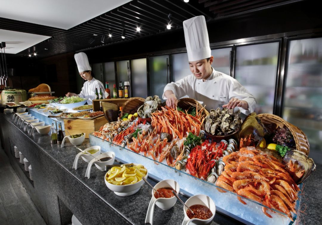 寻找海鲜 种类繁多的自助餐?