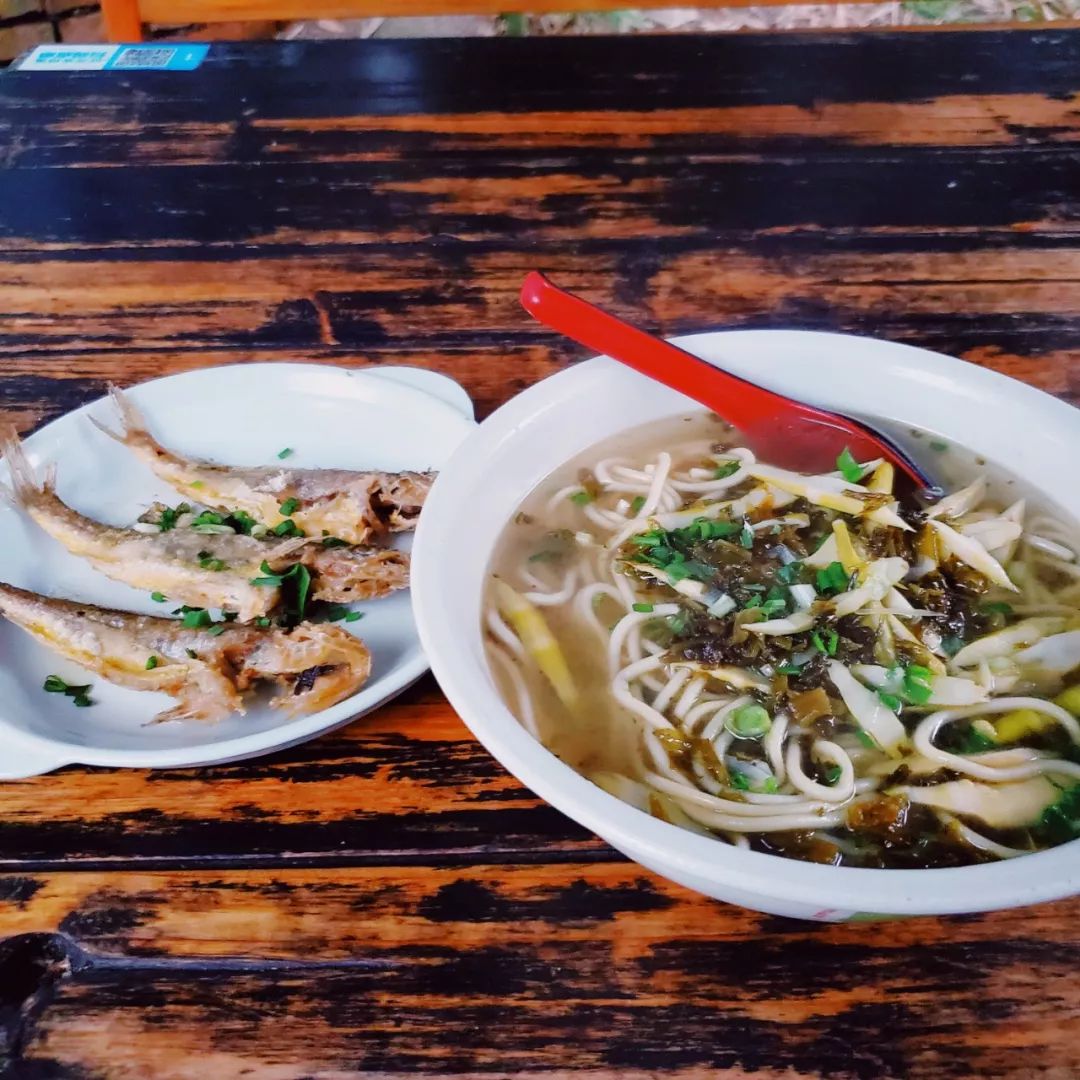 「小河直街」居然那么好吃!