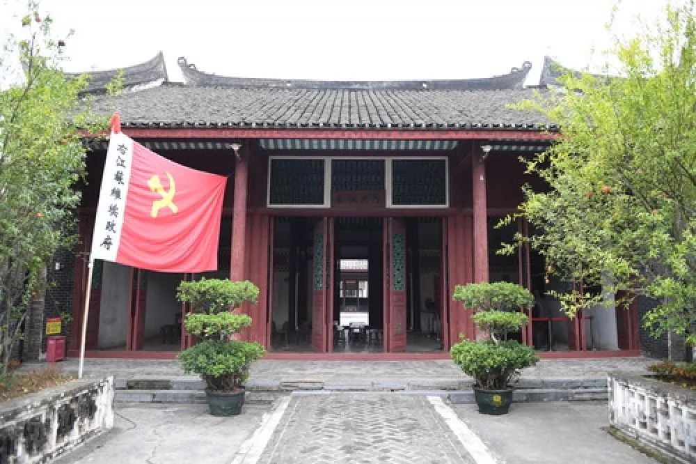 跨越时空的精神力量写在百色起义90周年之际