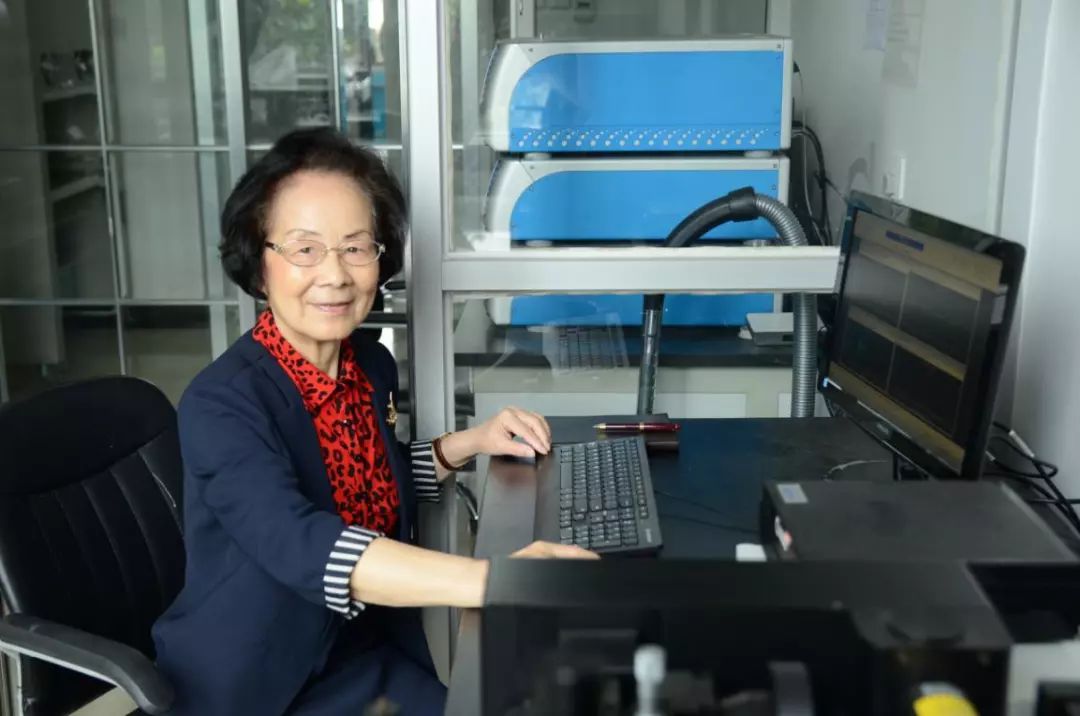 大写湖北人丨武大首位女院士张俐娜用绿色技术变废为宝