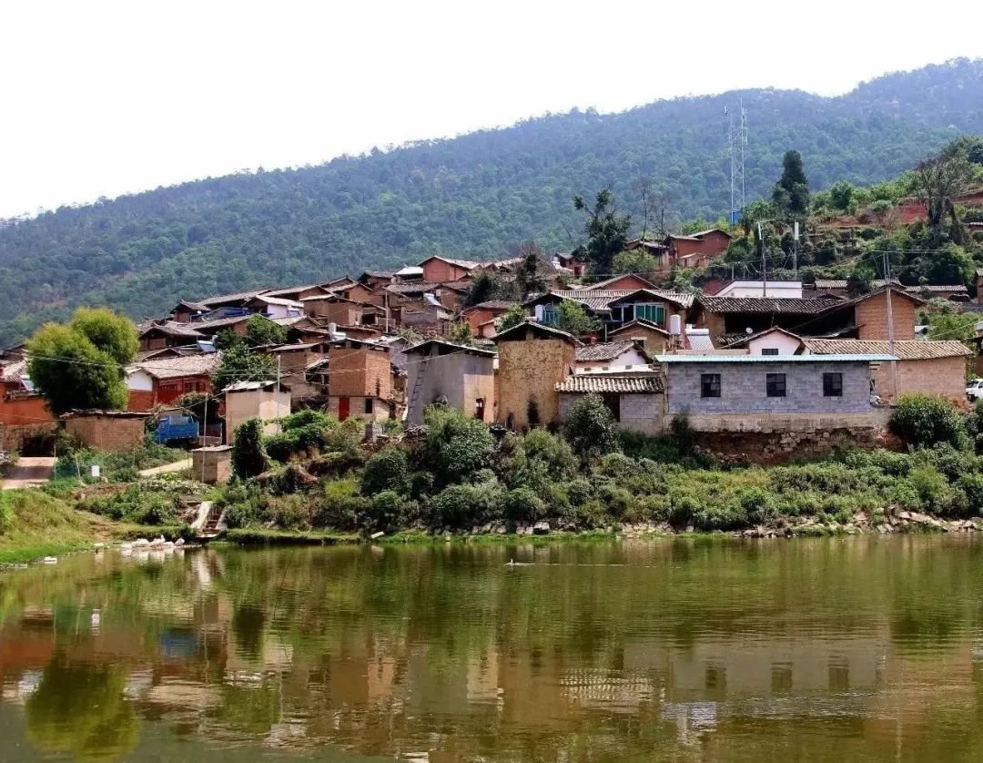 安居村  一个藏在峨山彝乡大山中的古村落