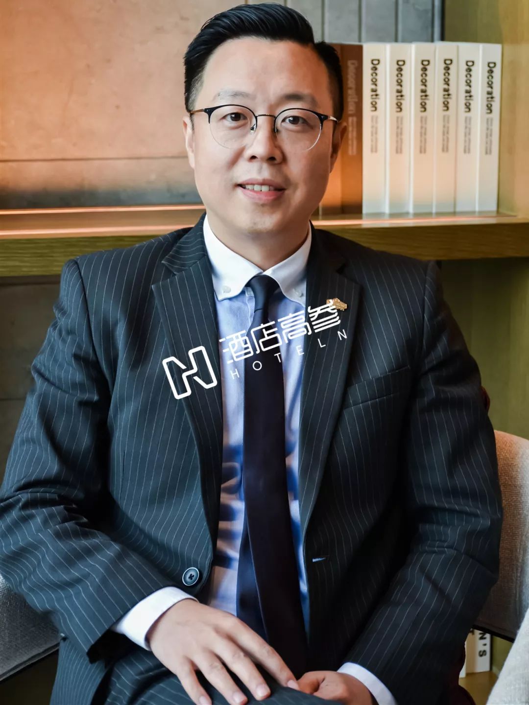 张文德先生曾在希尔顿集团旗下多家酒店担任总经理一职,并成功带领