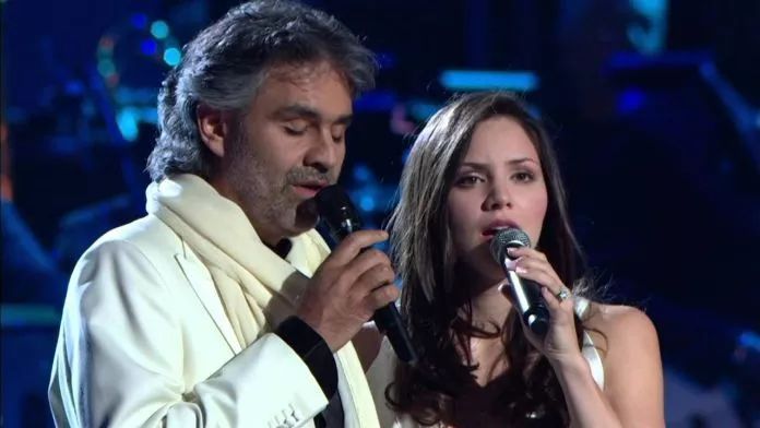 安德烈·波切利与凯瑟琳·麦克菲合唱名曲《the prayer》,天籁陶醉!