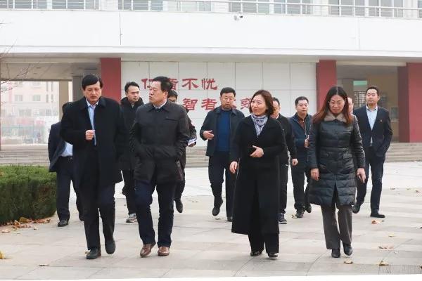 原创山东省科学技术协会领导来昌乐二中调研指导示范校建设