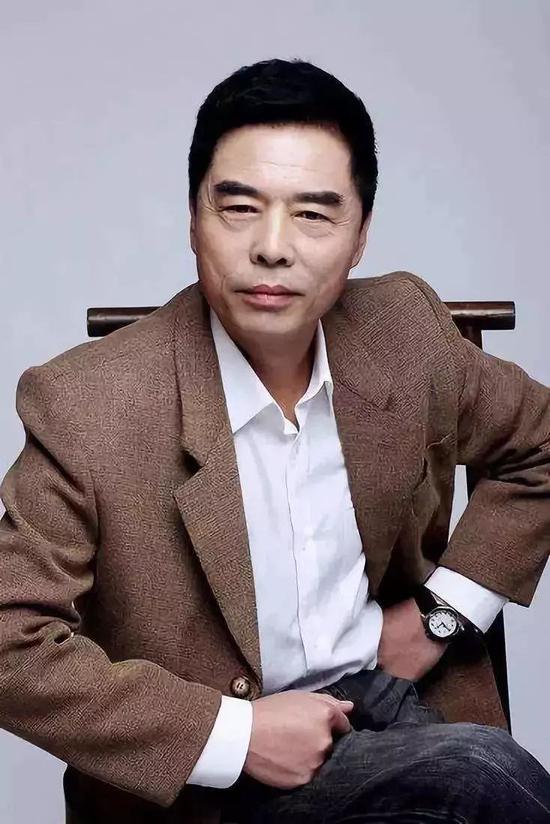 谁说中国男人不适合留胡子?